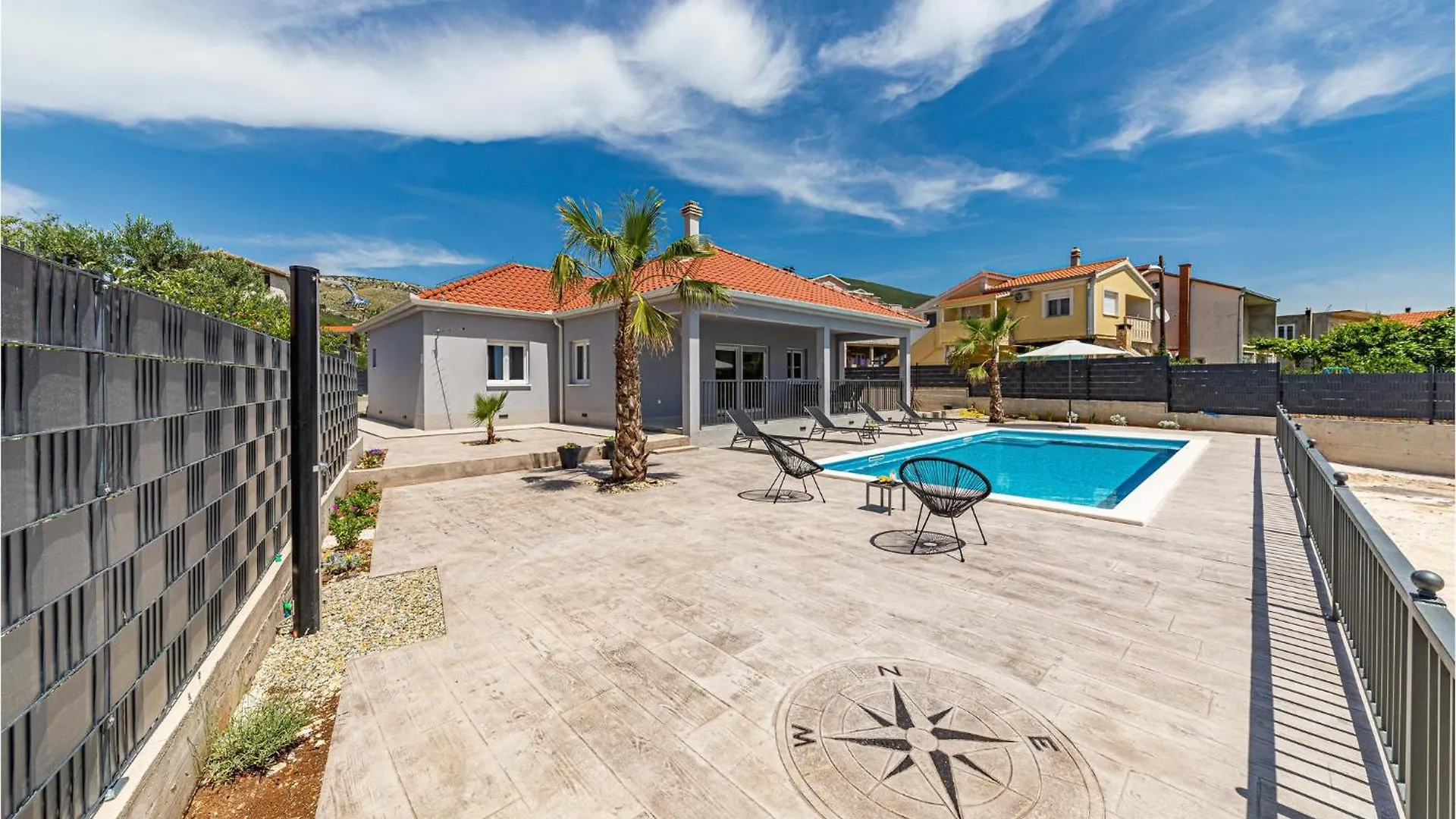 Lovely Home In Trogir With Kitchen 別荘