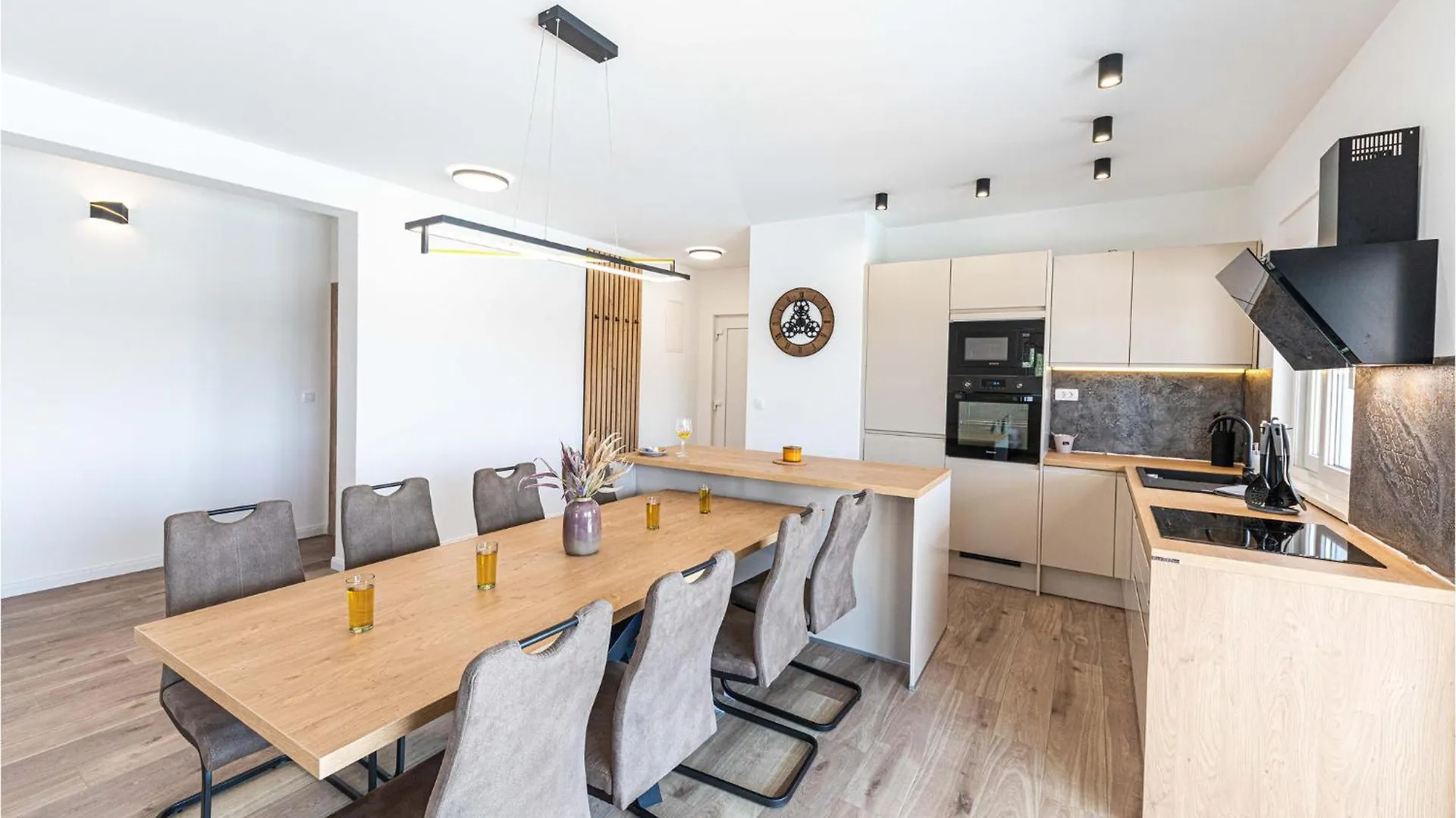 Lovely Home In Trogir With Kitchen 0*,  クロアチア